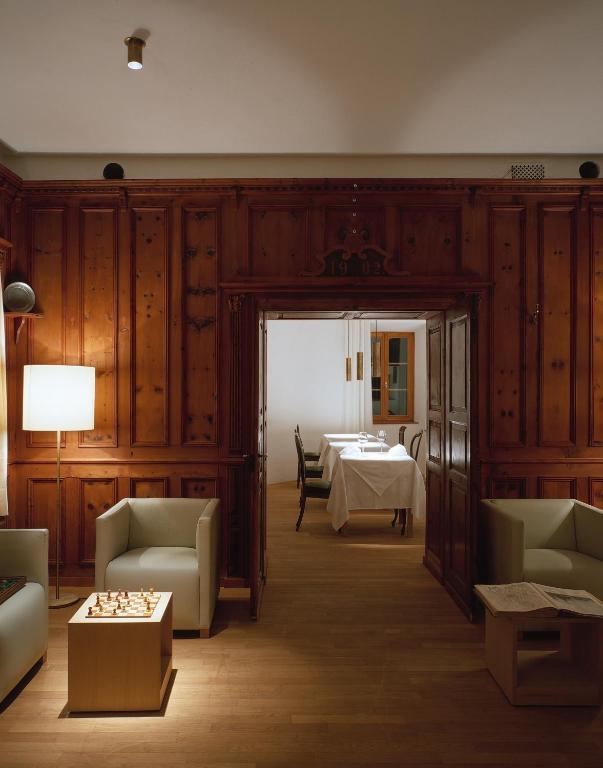 Hotel Gasthof Gruener Baum Glorenza Bagian luar foto