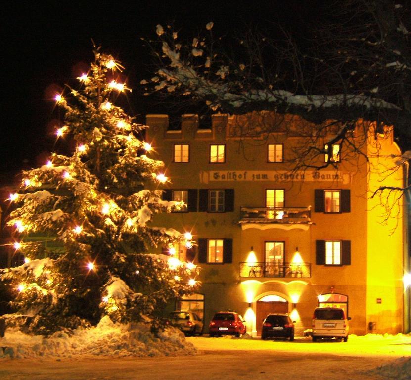 Hotel Gasthof Gruener Baum Glorenza Bagian luar foto