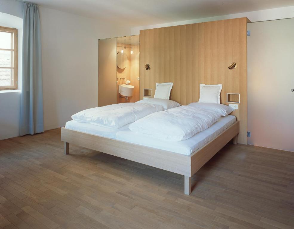 Hotel Gasthof Gruener Baum Glorenza Ruang foto